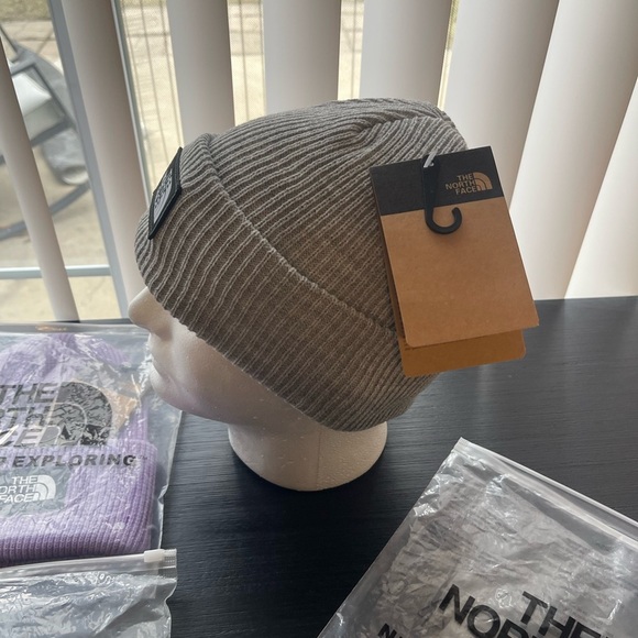 The North Face Ribbed Knit Gray Beanie - Picture 2 of 4